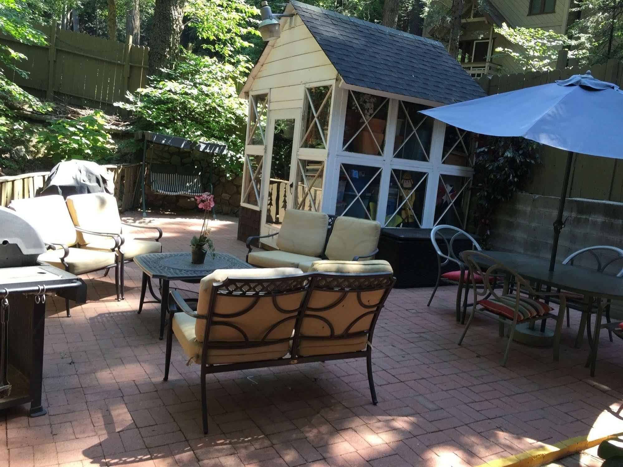לייק ארוהד Arrowhead Tree Top Lodge מראה חיצוני תמונה