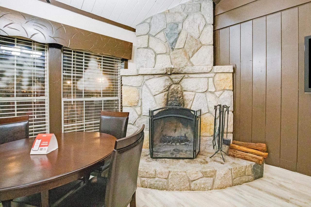 לייק ארוהד Arrowhead Tree Top Lodge מראה חיצוני תמונה